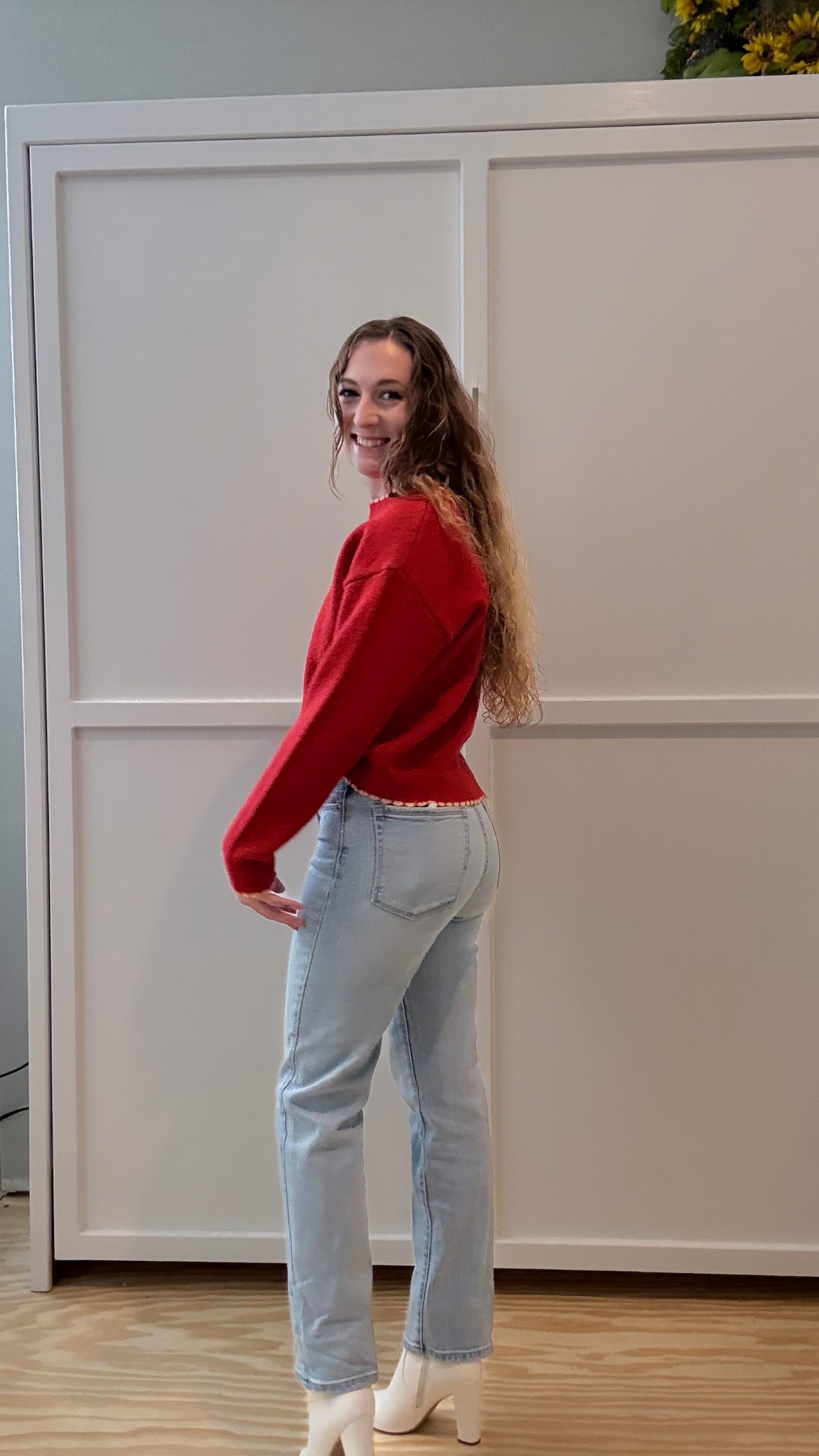 Mistletoe Scallop Knit