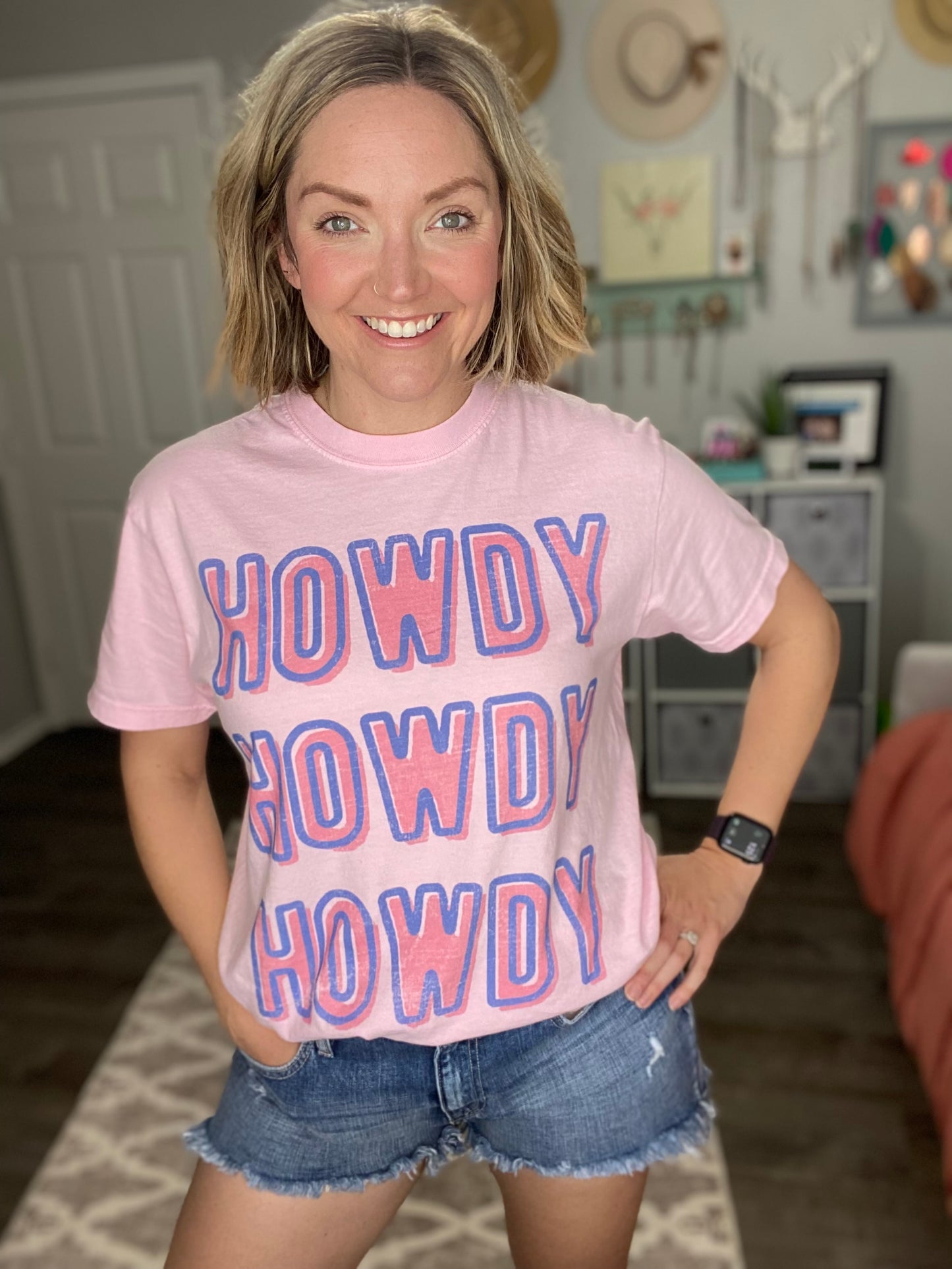 Howdy Tee