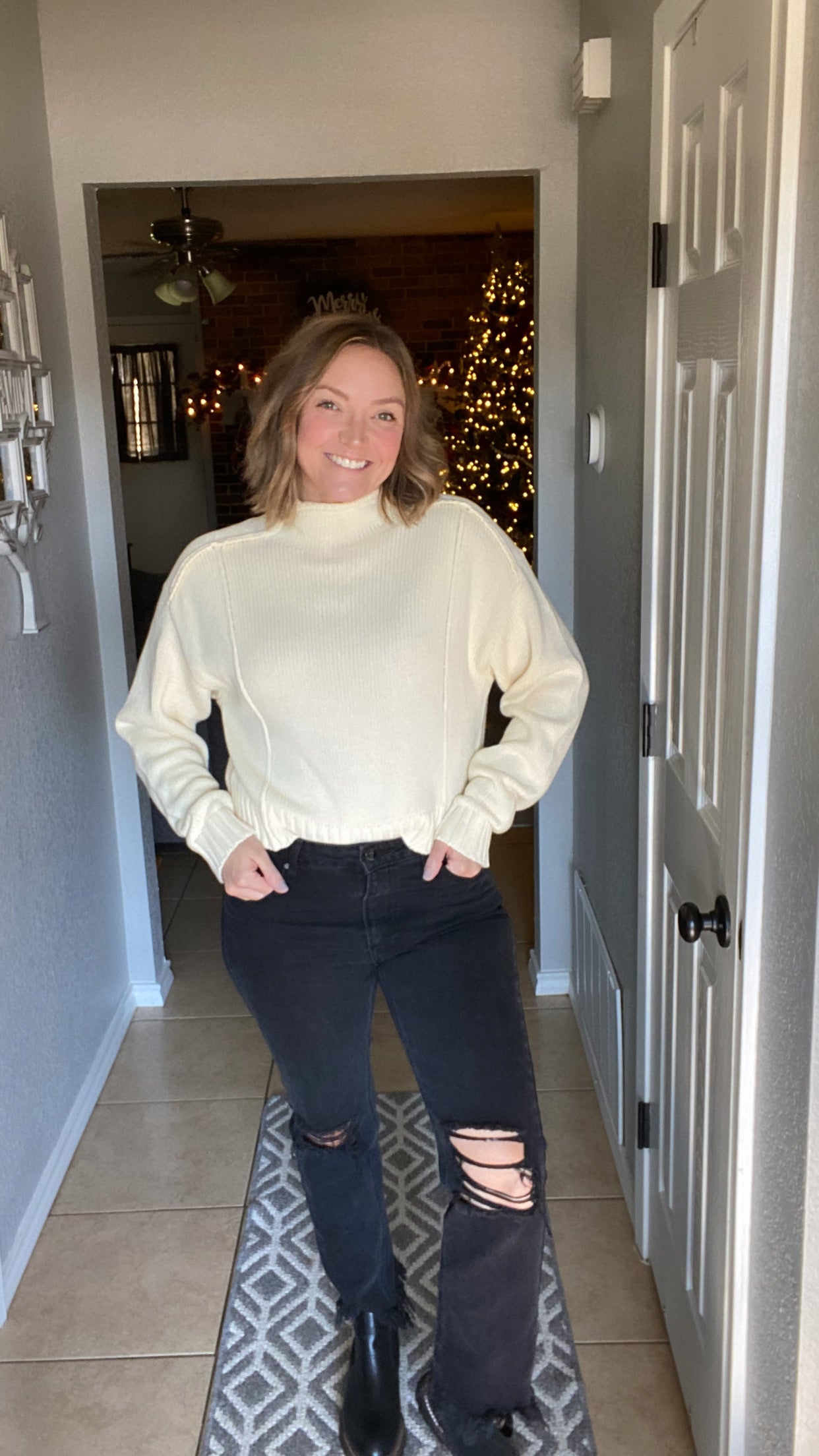 Vanilla Crop Turtle Neck