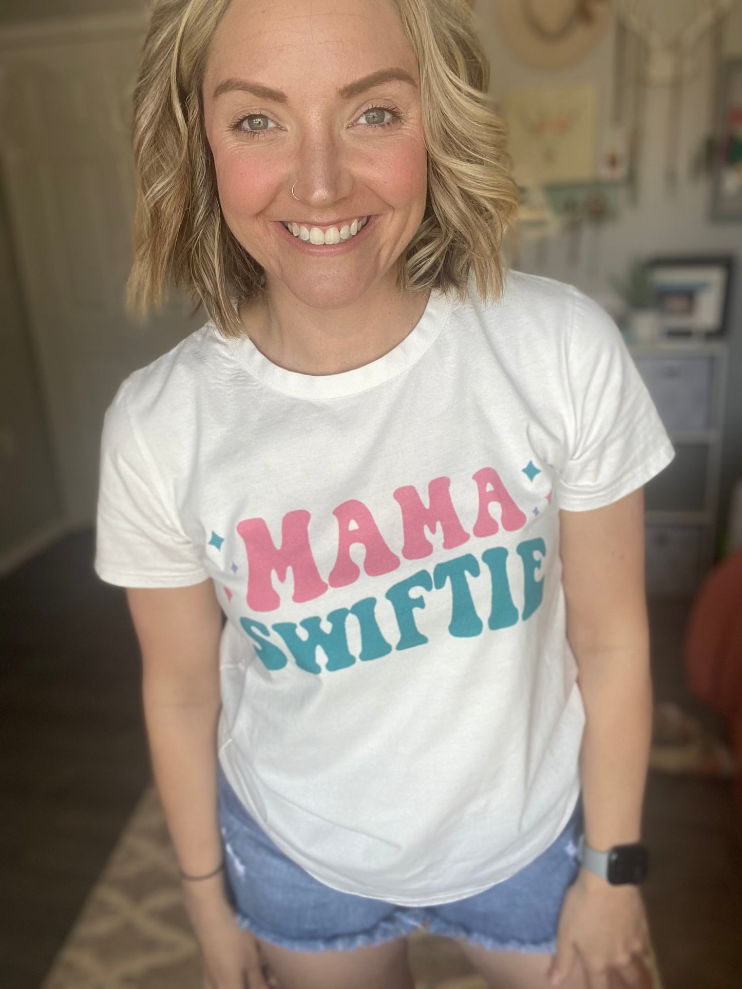 Mama Swiftie Tee