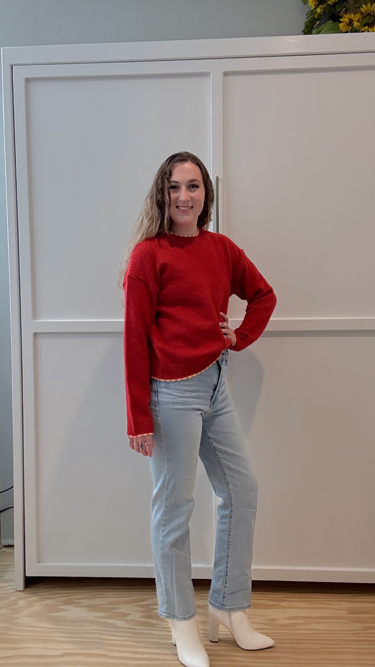 Mistletoe Scallop Knit